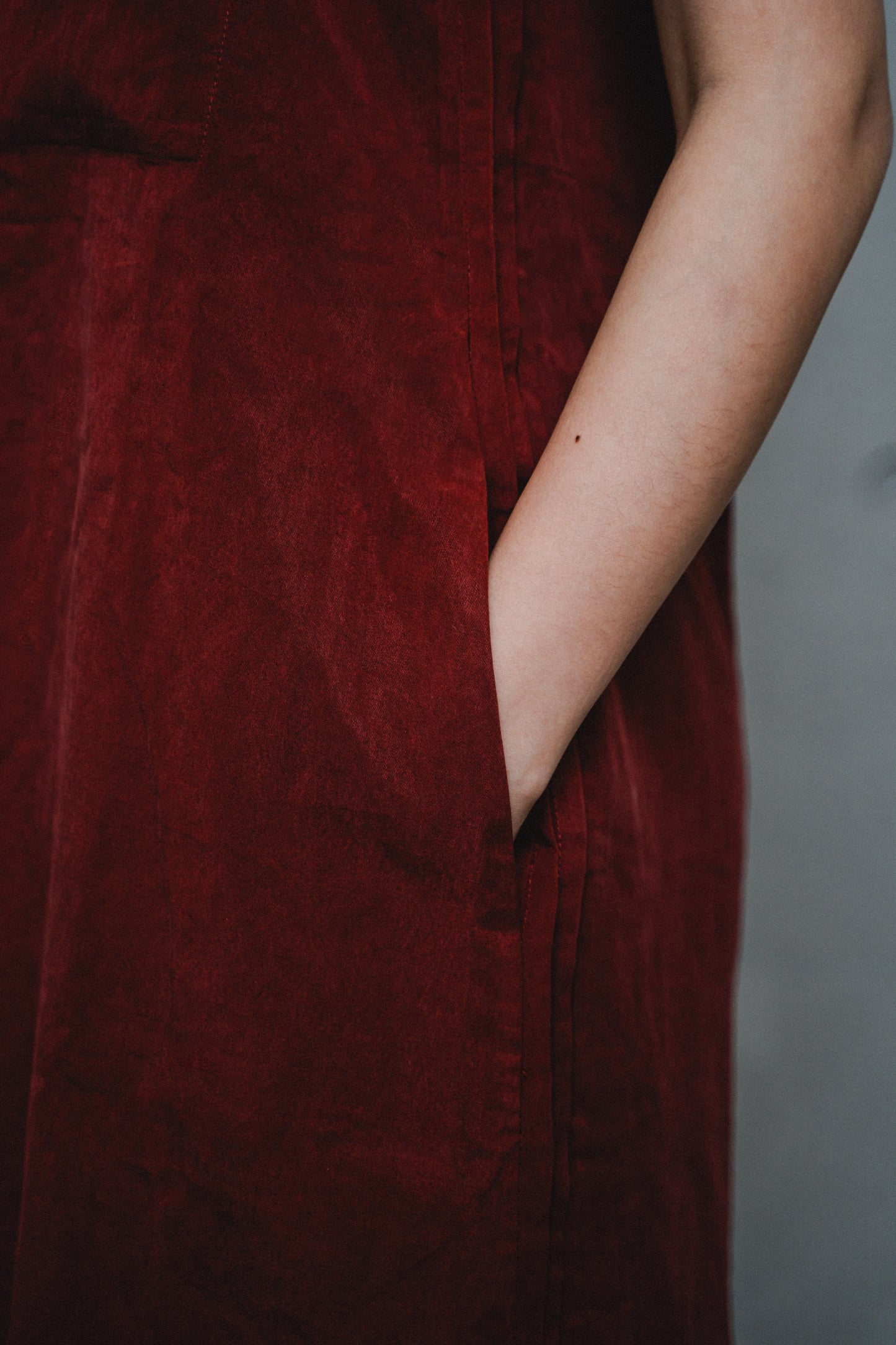CONTRAST-PANEL RED MINI DRESS