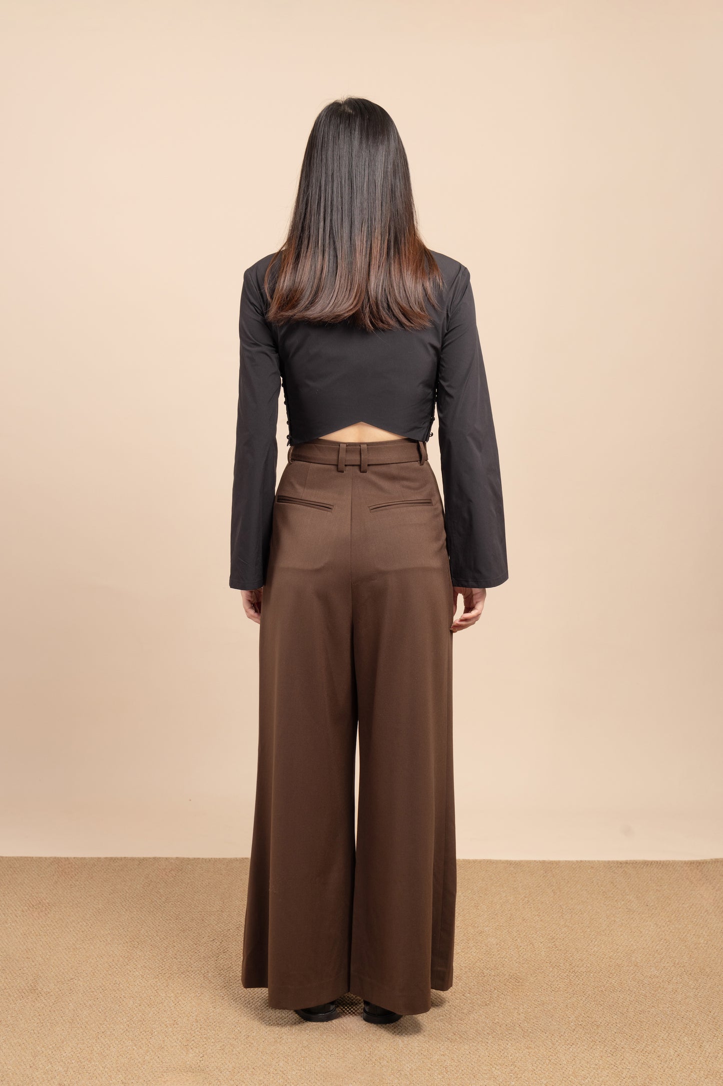 Wide-leg trouser