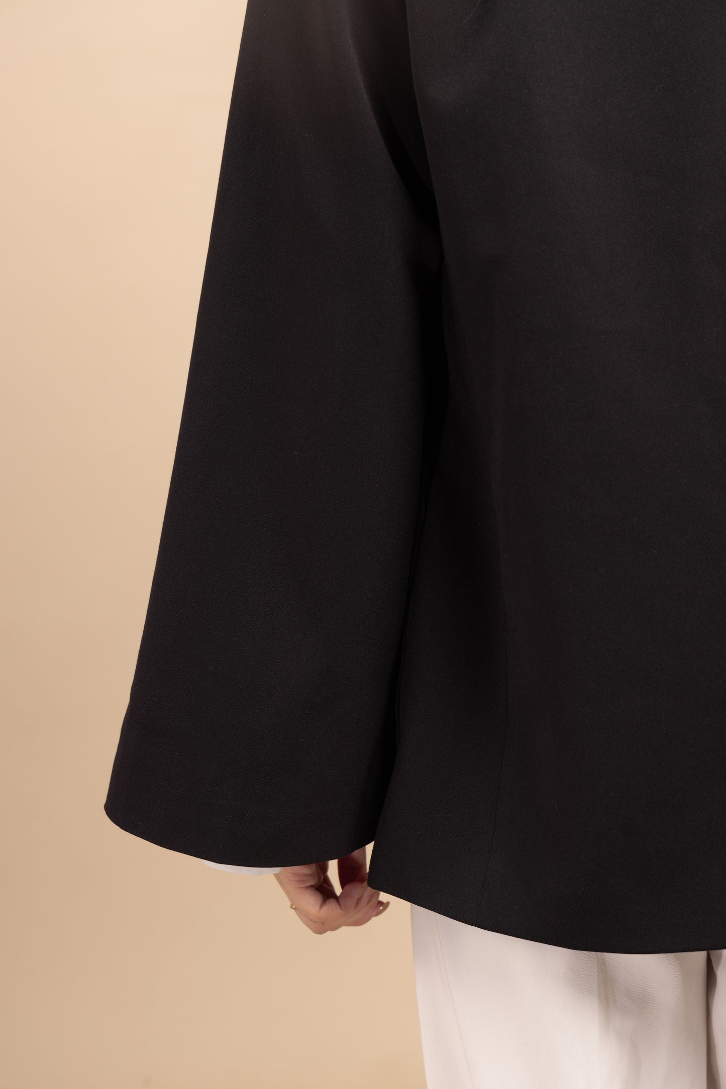 Flared-sleeves blazer