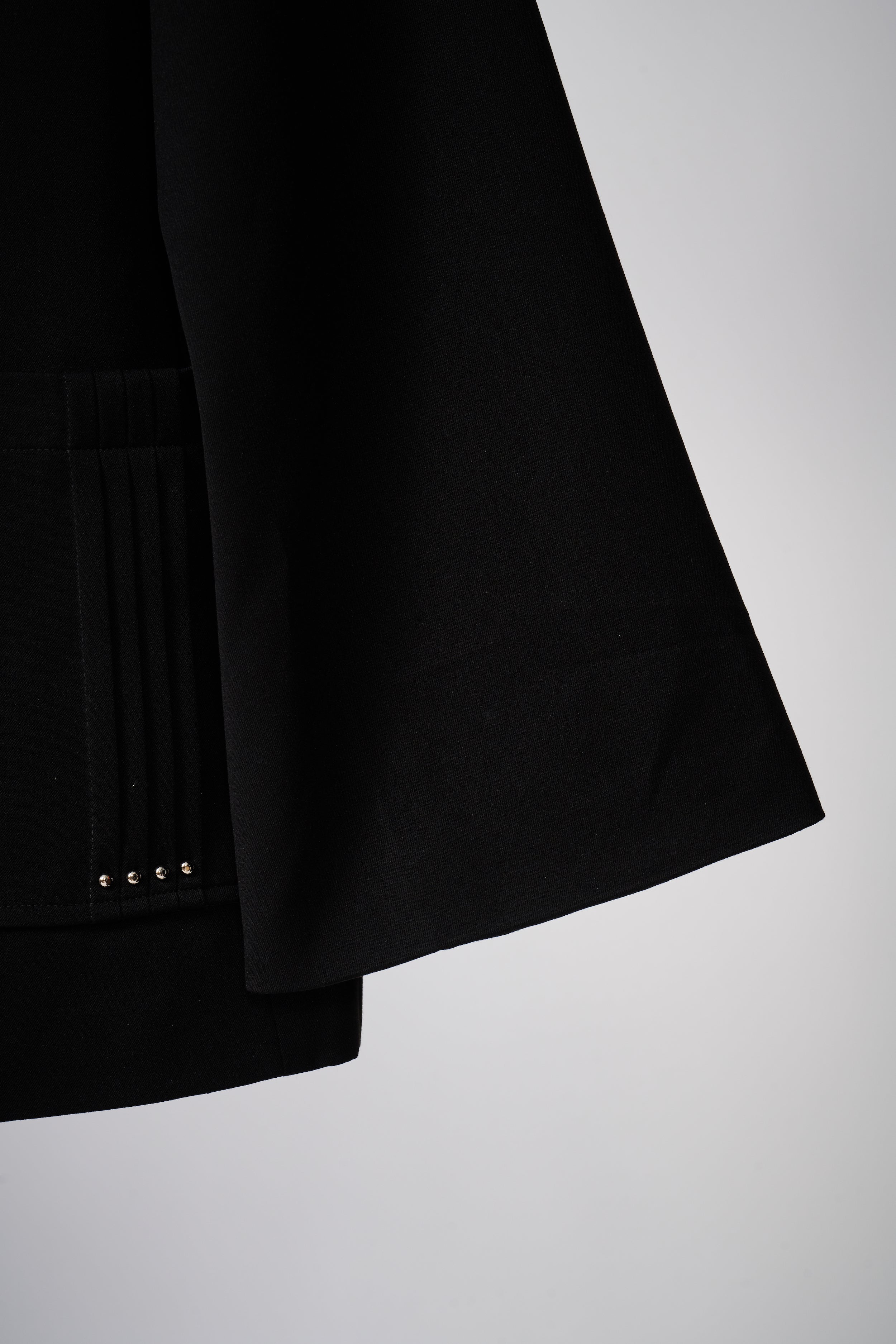 Flared-sleeves blazer