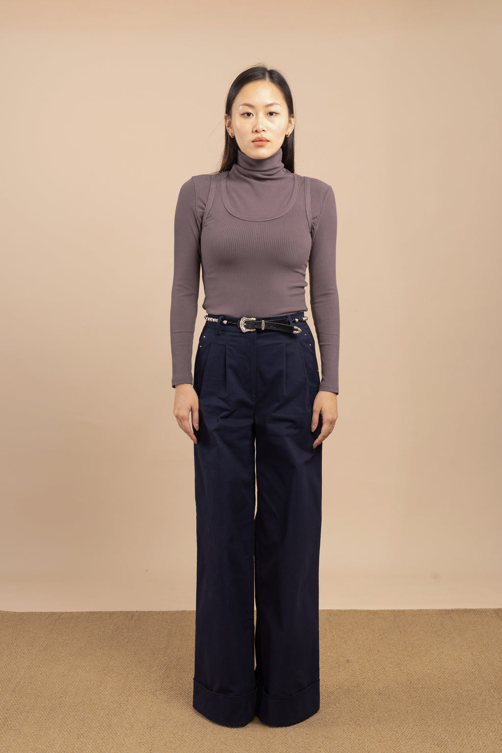 Wide leg cuffed hem trouser