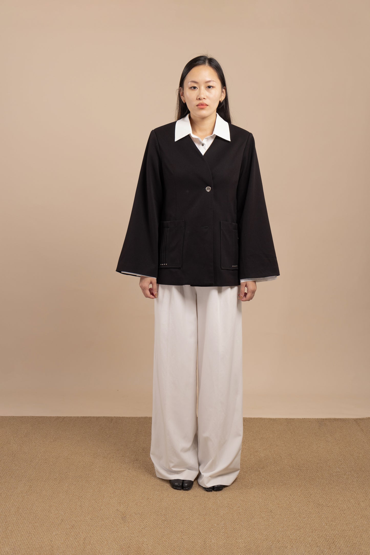 Flared-sleeves blazer