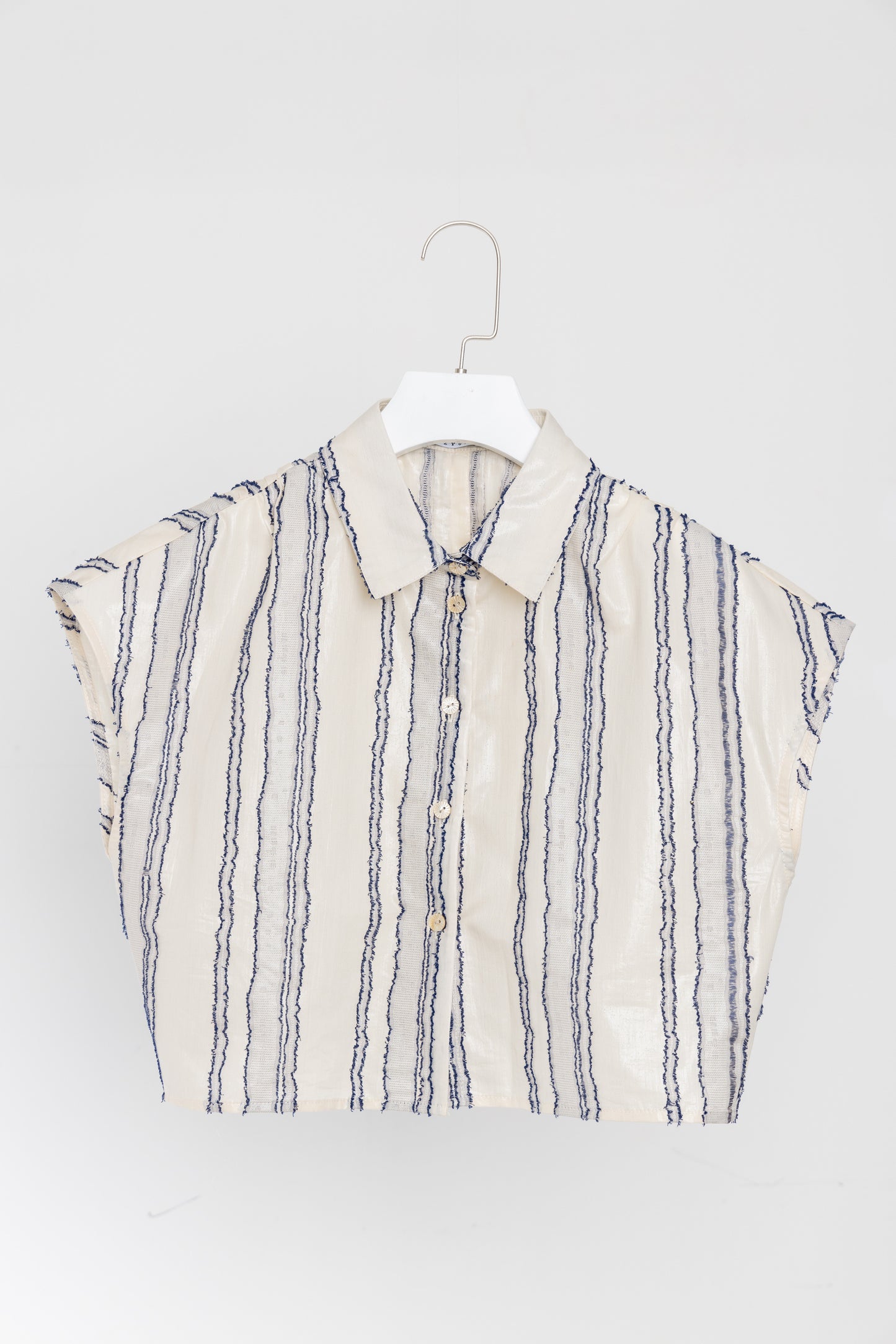 Pattern Cropped Shirt