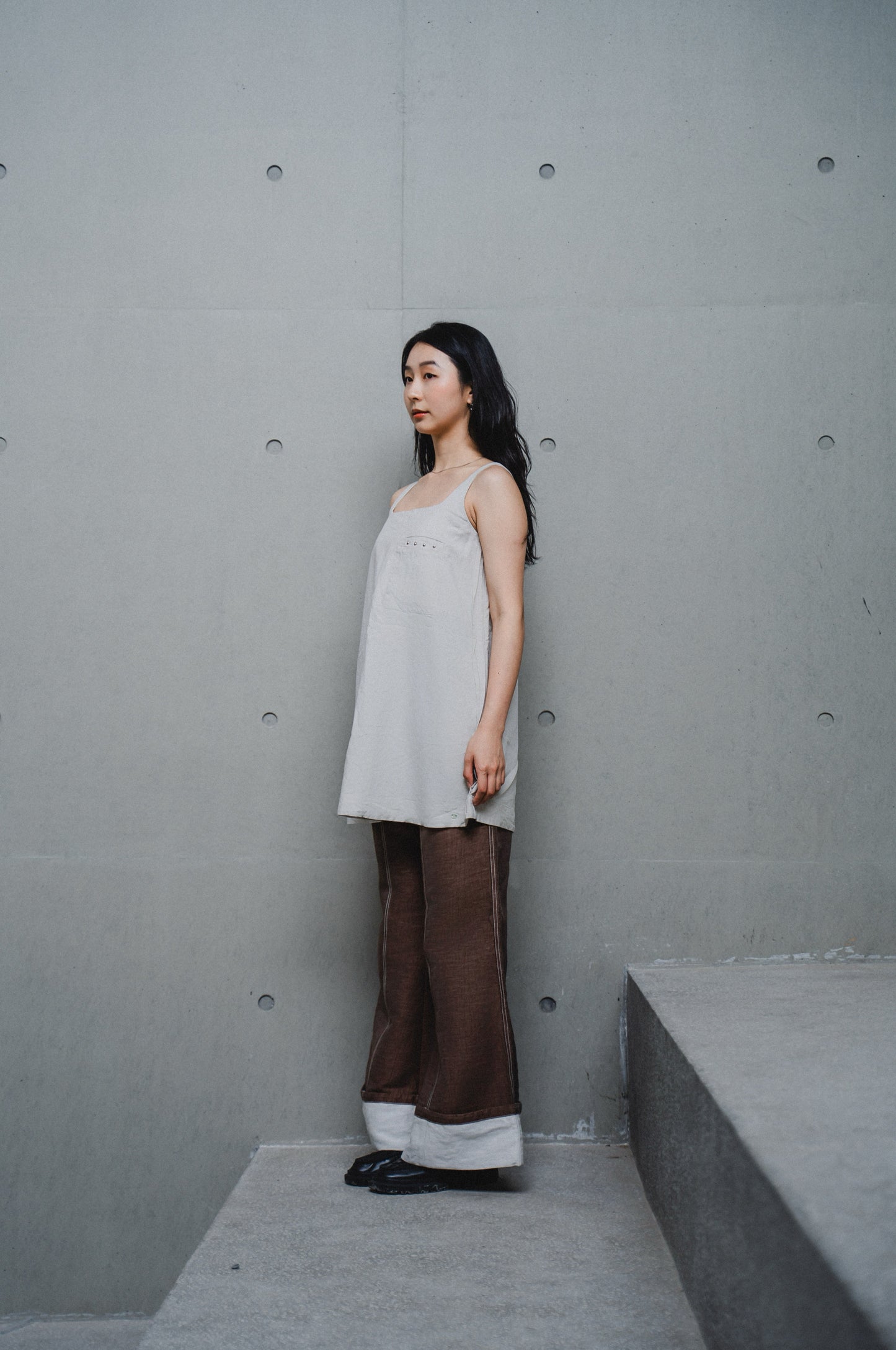 CONTRAST-PANEL CREAM MINI DRESS