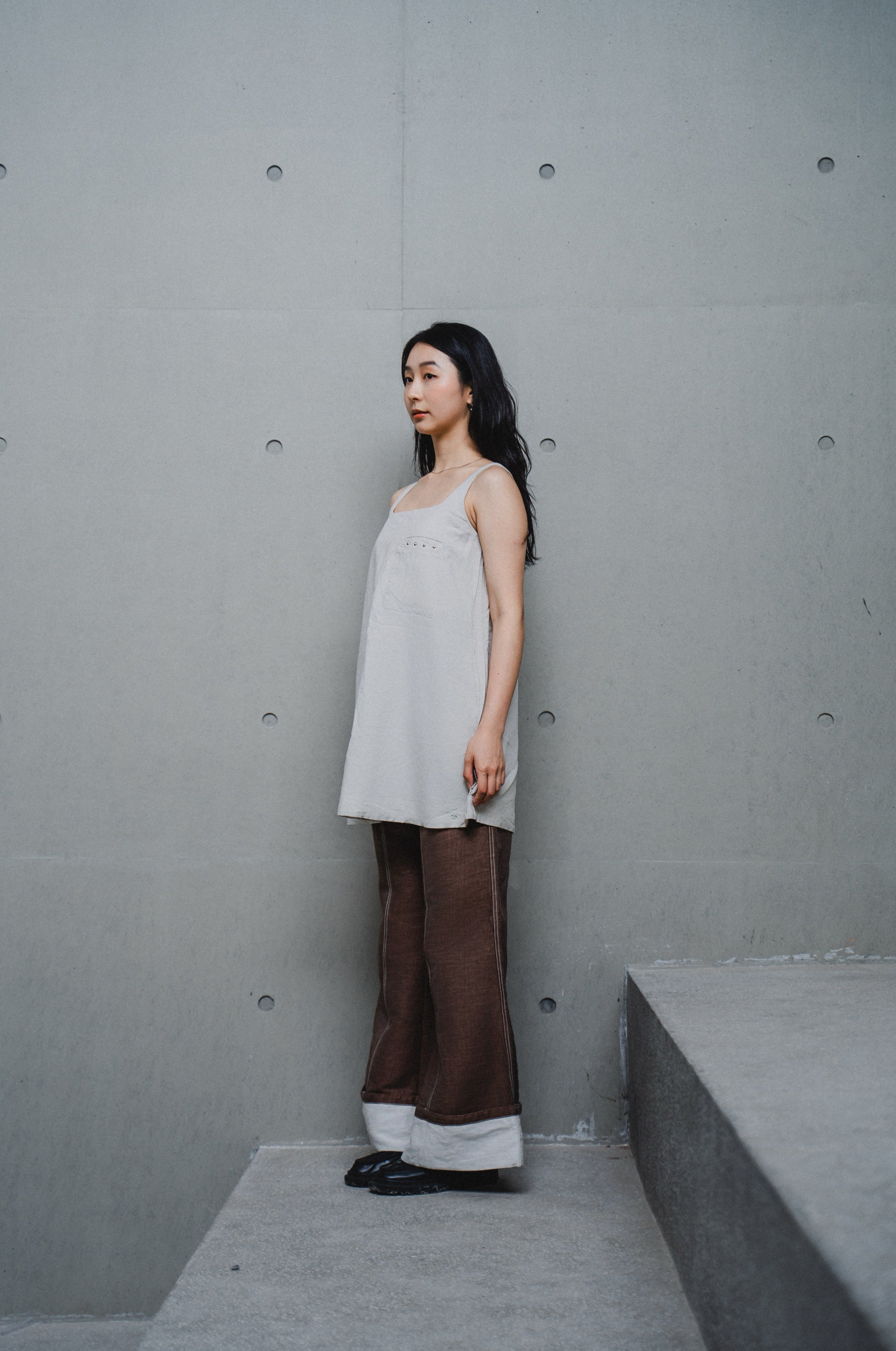 CONTRAST-PANEL CREAM MINI DRESS