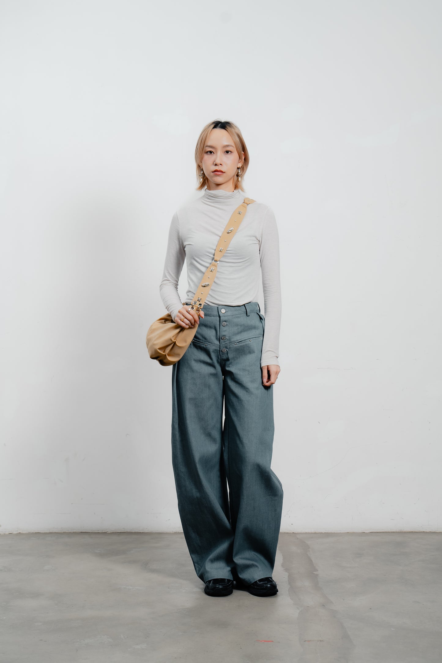 Denim Curved Trousers