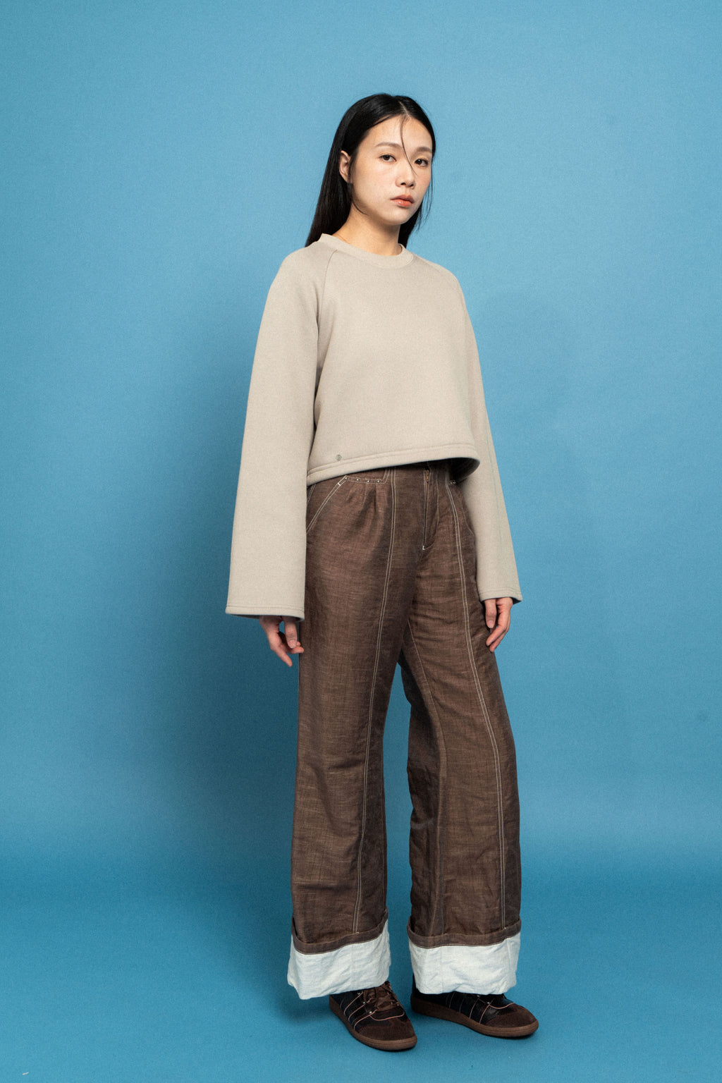 Cream Sleeve Crop Sweatshirt
