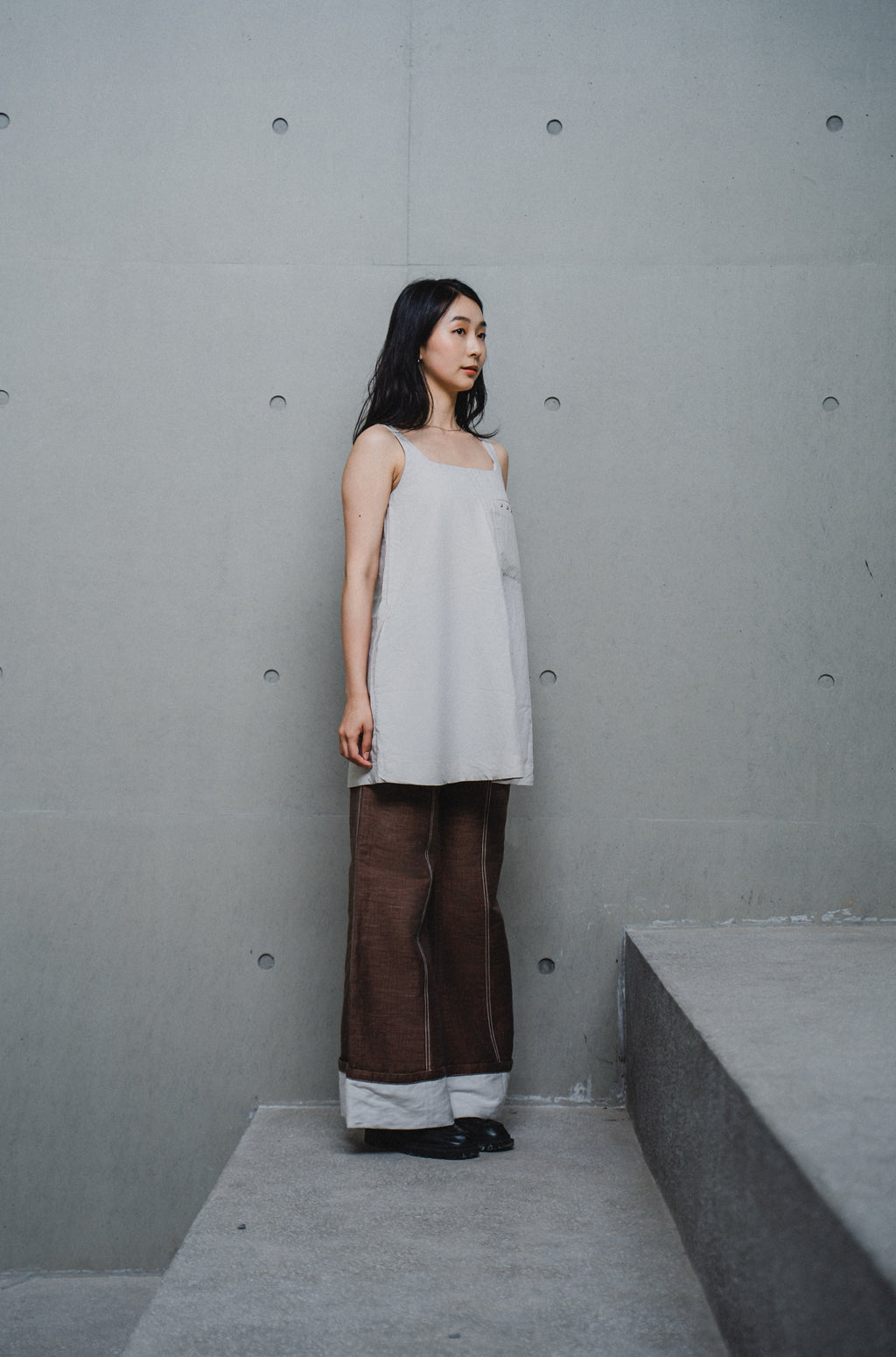 CONTRAST-PANEL CREAM MINI DRESS