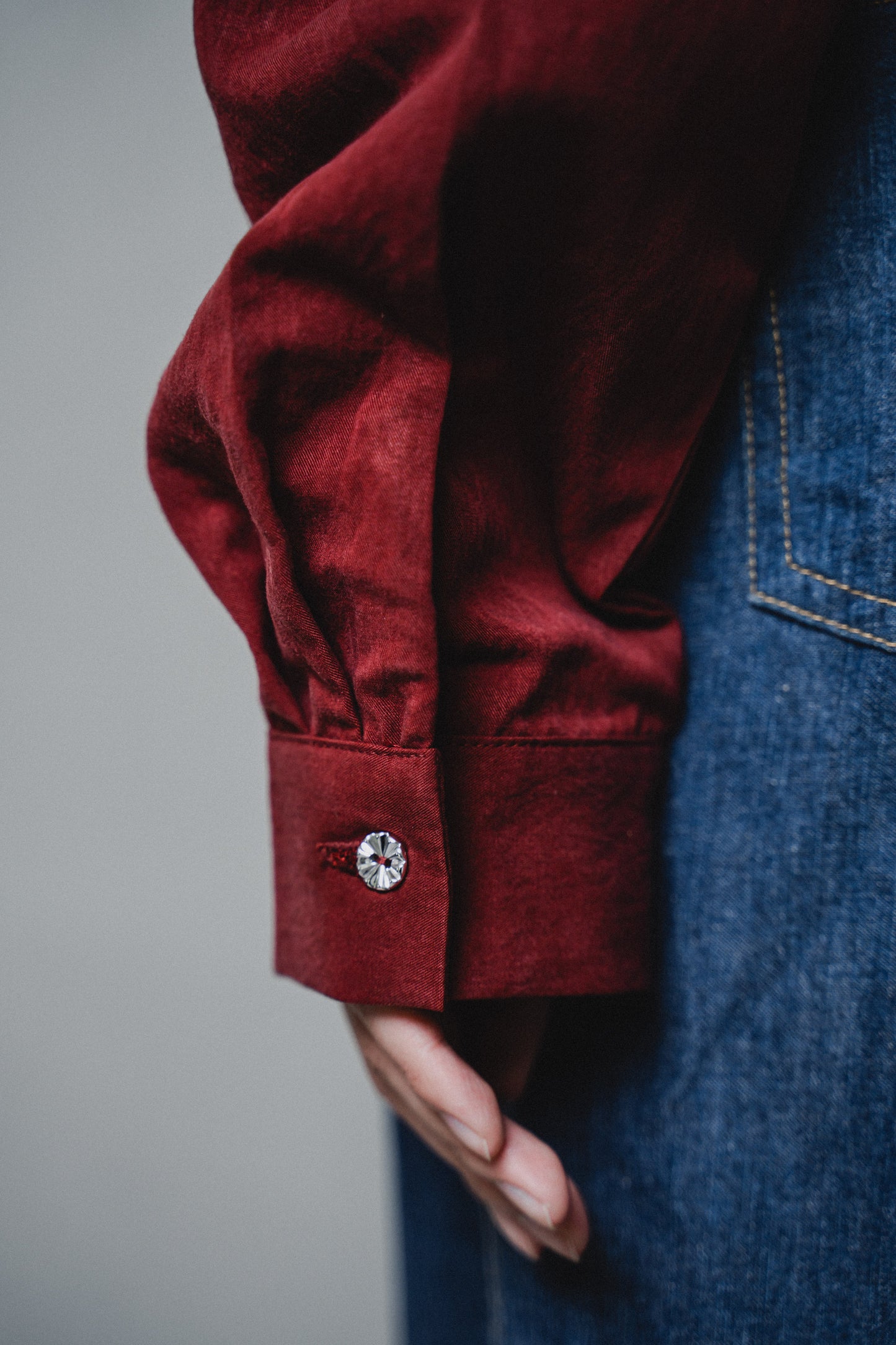 RED CROPPED TENCEL COTTON SHIRT