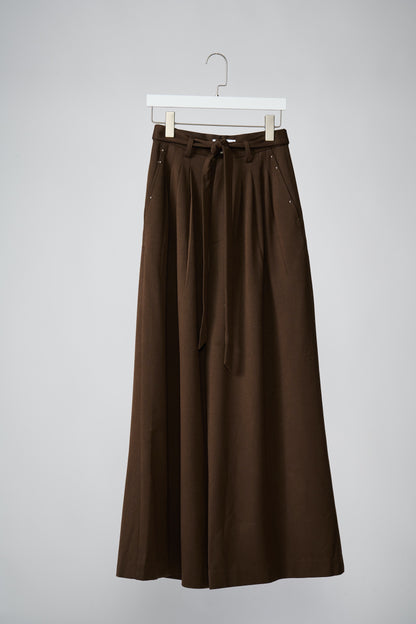 Wide-leg trouser