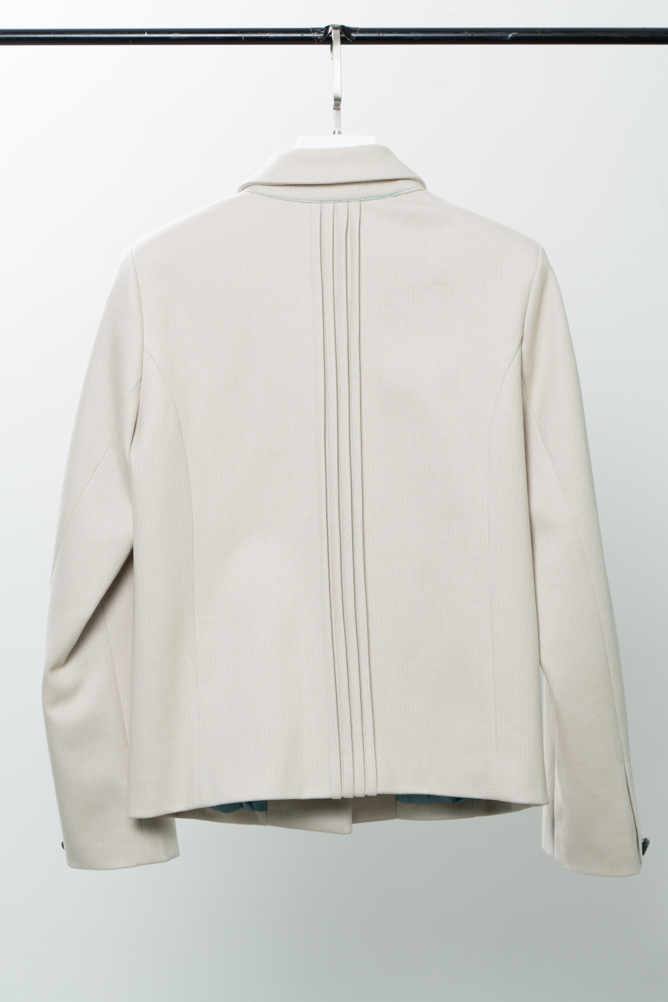 White Stripe-pattern blazer