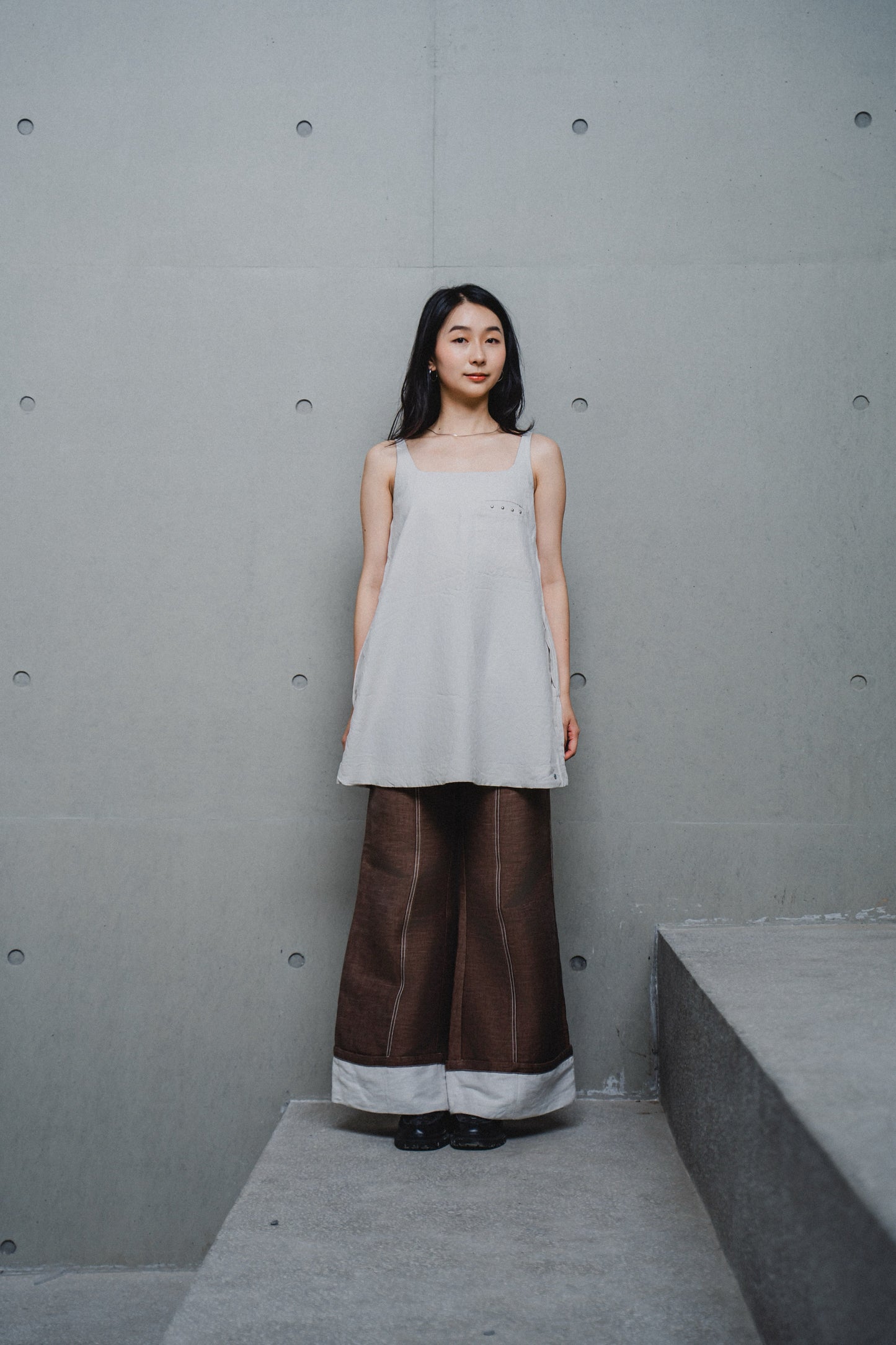 CONTRAST-PANEL CREAM MINI DRESS
