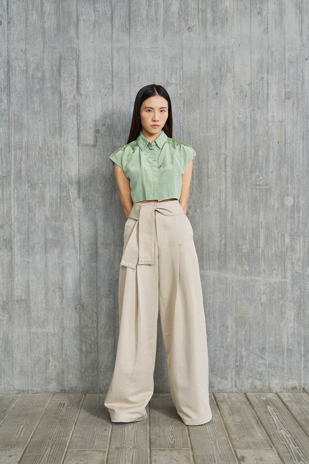 Khaki wide leg pants with belts