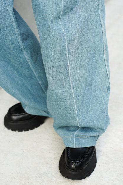 Washed Loose Flared Jeans