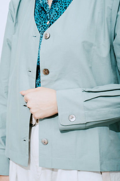 Water Repellent Collarless Shirt